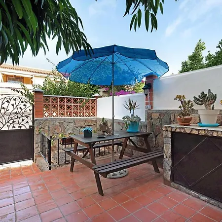 Casa Magdalena - Lovely House With Terrace & Pool Chayofa