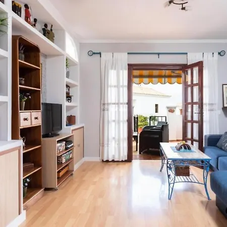 Σπίτι διακοπών Casa Magdalena - Lovely House With Terrace & Pool Chayofa