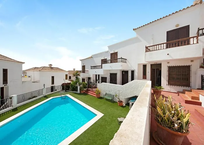 Casa Magdalena - Lovely House With Terrace & Pool Σπίτι διακοπών